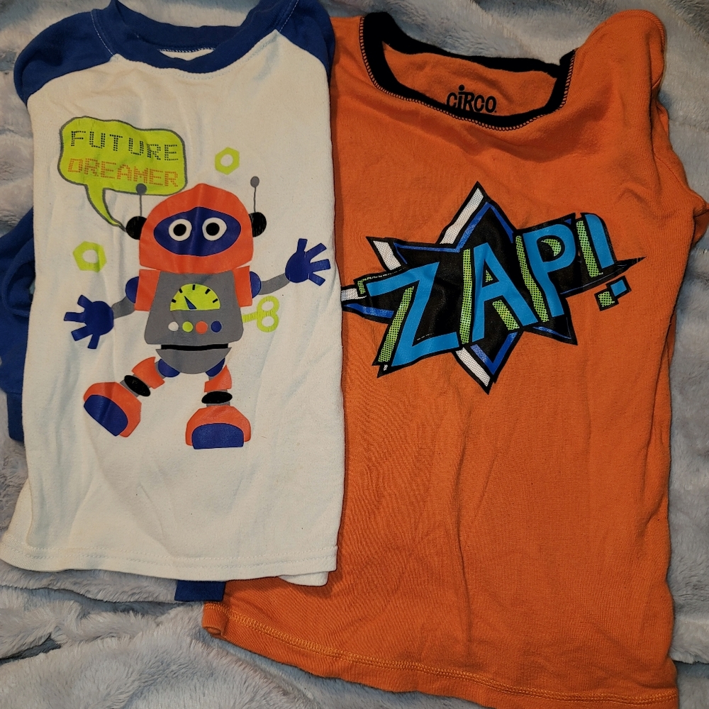 2 pc Boys sleep shirts